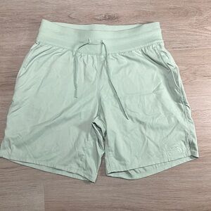 Women’s Aphrodite Shorts size S/P